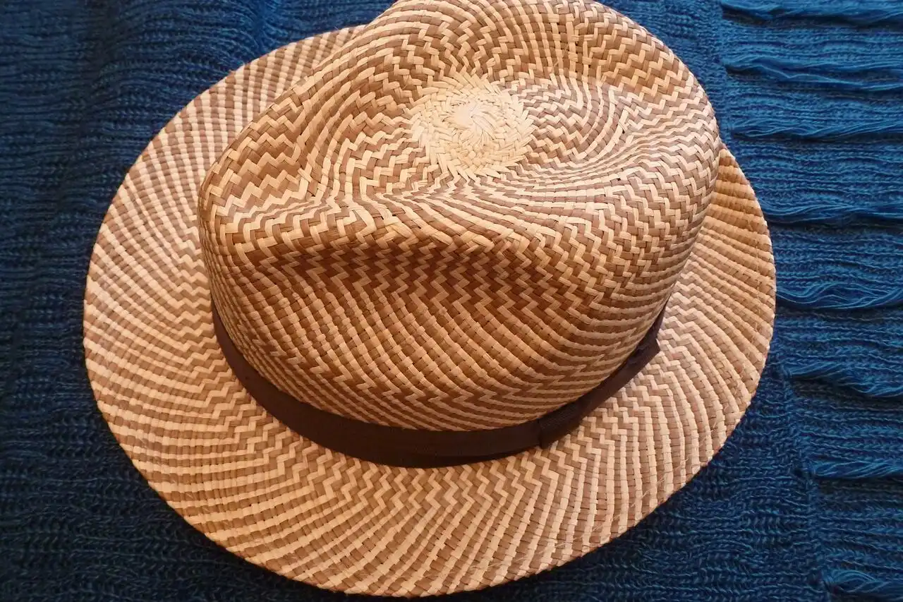 hat